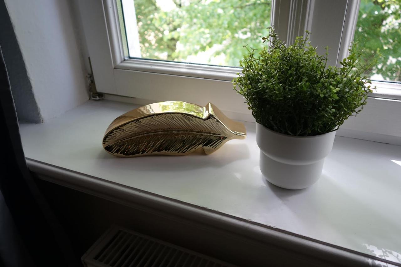 Goldene Feder Apartment Росток Екстериор снимка